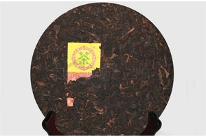 China Yunnan Pu 'er Tea in 2024, 357 grams of cooked tea in early spring.